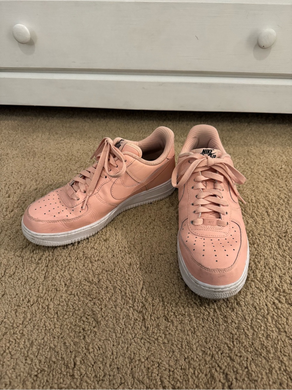 Nike Women’s Pink Air Force 1